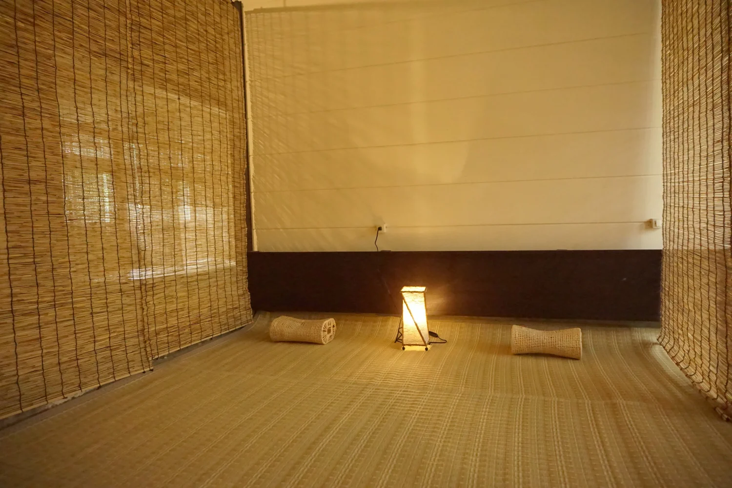 オンドルもえぎ室内