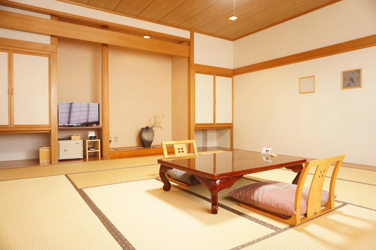 新館 和室15畳 客室例1