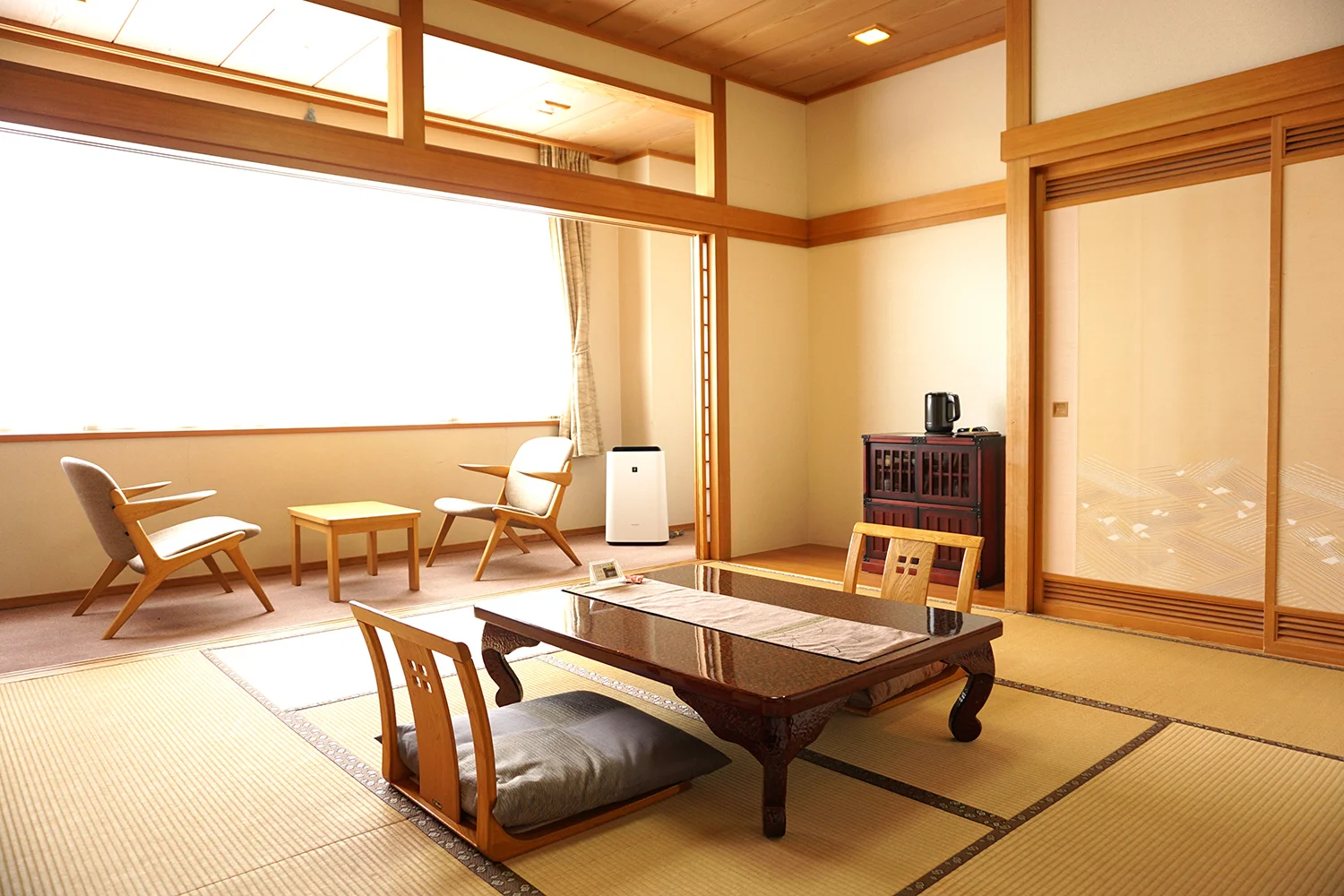 新館 和室8～10畳 客室例2